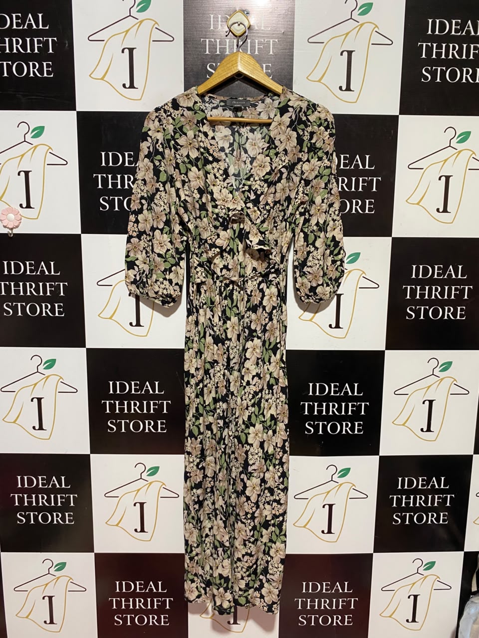PRIMARK |S| BUST 16| A16| BLACK & BEIGE FLORAL PRINT WRAP MAXI DRESS - V-NECK HALF SLEEVE CASUAL & EVENING GOWNBLACK & BEIGE FLORAL PRINT WRAP MAXI DRESS - V-NECK HALF SLEEVE CASUAL & EVENING GOWN