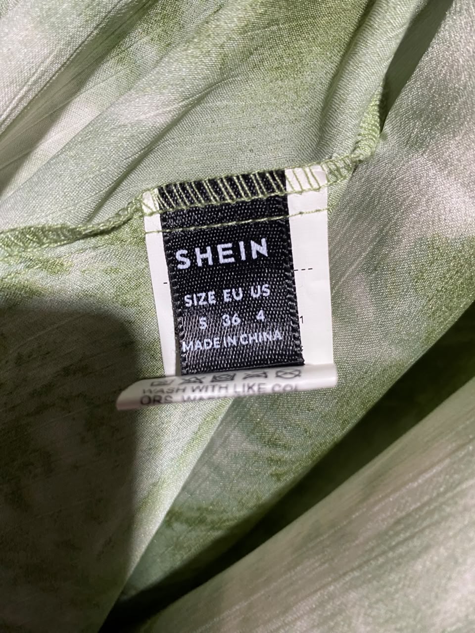 SHEIN |S| BUST 20| A16| SAGE GREEN TIE-DYE SATIN MAXI DRESS - LONG PUFF SLEEVE KEYHOLE NECK TIERED BOHO DRESS