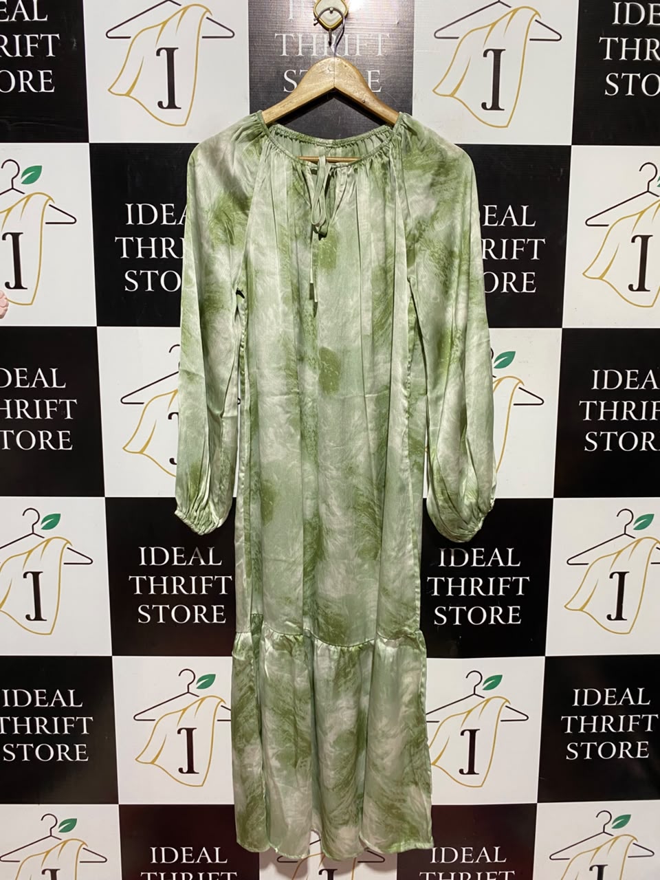 SHEIN |S| BUST 20| A16| SAGE GREEN TIE-DYE SATIN MAXI DRESS - LONG PUFF SLEEVE KEYHOLE NECK TIERED BOHO DRESS