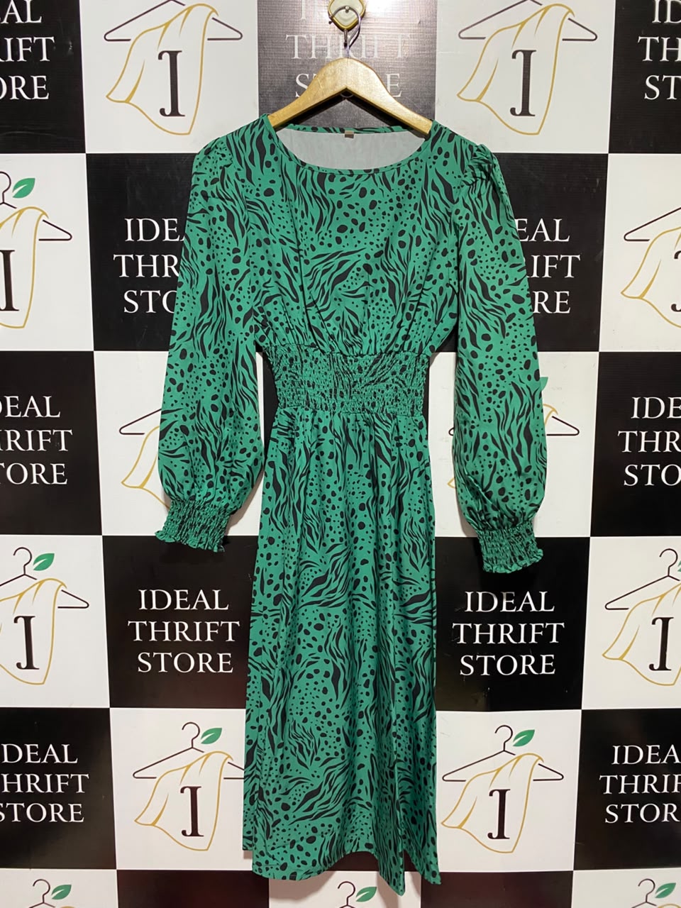 SHEIN |S| BUST 15| A16| EMERALD GREEN & BLACK ANIMAL PRINT MAXI DRESS