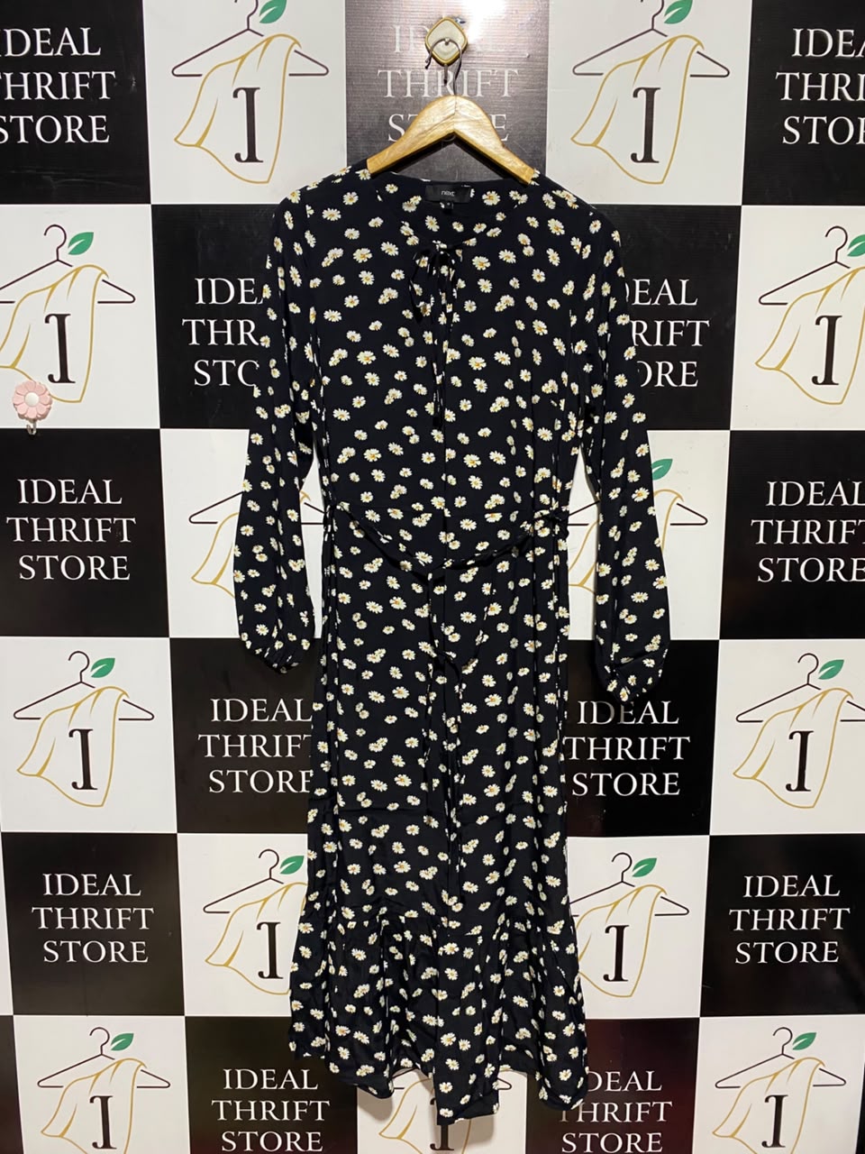 NEXT |L| BUST 19| A15| WOMEN'S BLACK DAISY FLORAL PRINT MAXI DRESS