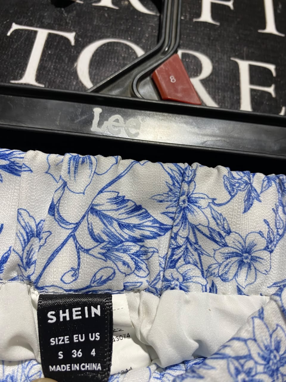 SHEIN |S| WAIST 26| A17| WOMEN'S ELEGANT BLUE AND WHITE FLORAL PRINT TIERED MAXI SKIRT