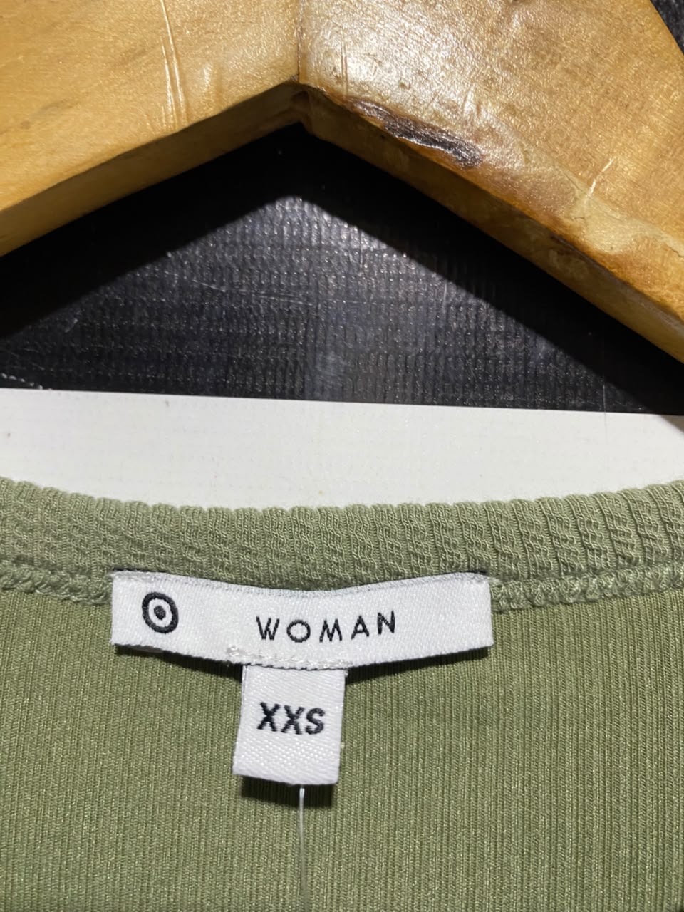 TARGET WOMAN |S| BUST 15| A17| WOMEN'S SAGE GREEN RUCHED-SLEEVE RIBBED TOP