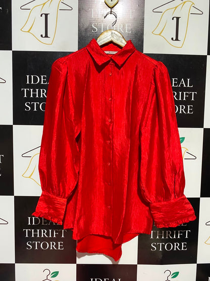 TU WOMAN |L| BUST 19| A17| WOMEN'S VIBRANT RED SATIN-FINISH BLOUSE WITH RUFFLE CUFFS