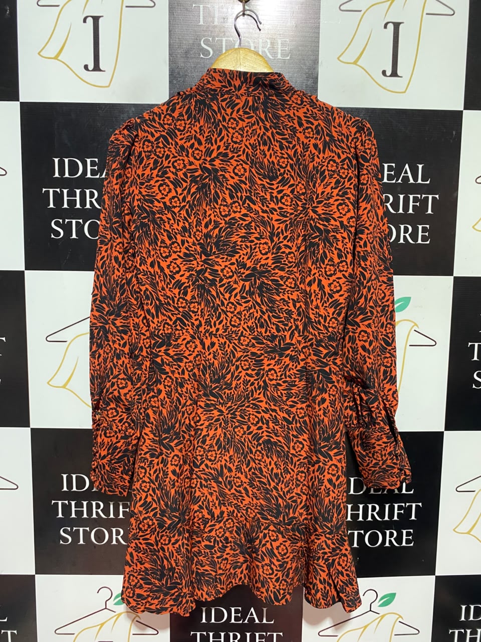 NEW LOOK |M| BUST 19| A17| WOMEN'S BOLD ORANGE AND BLACK FLORAL PRINT TIE-NECK SHIFT DRESS