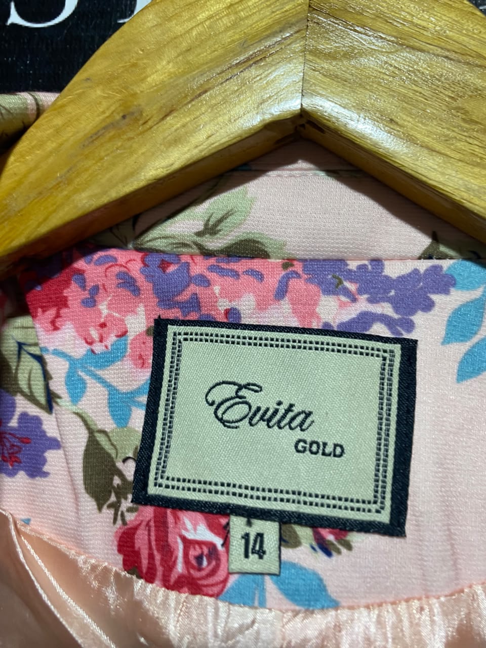 EVUTA GOLD |M| BUST 19| A17| WOMEN'S SOPHISTICATED PINK FLORAL PRINT BLAZER
