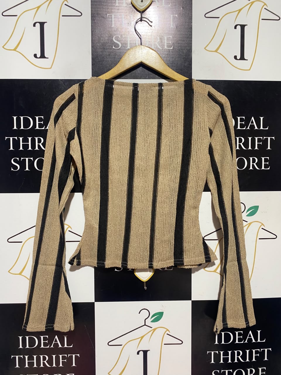 AVINCI |S| BUST 15| A17| WOMEN'S STRIPED LONG-SLEEVE FLARE-HEM TOP