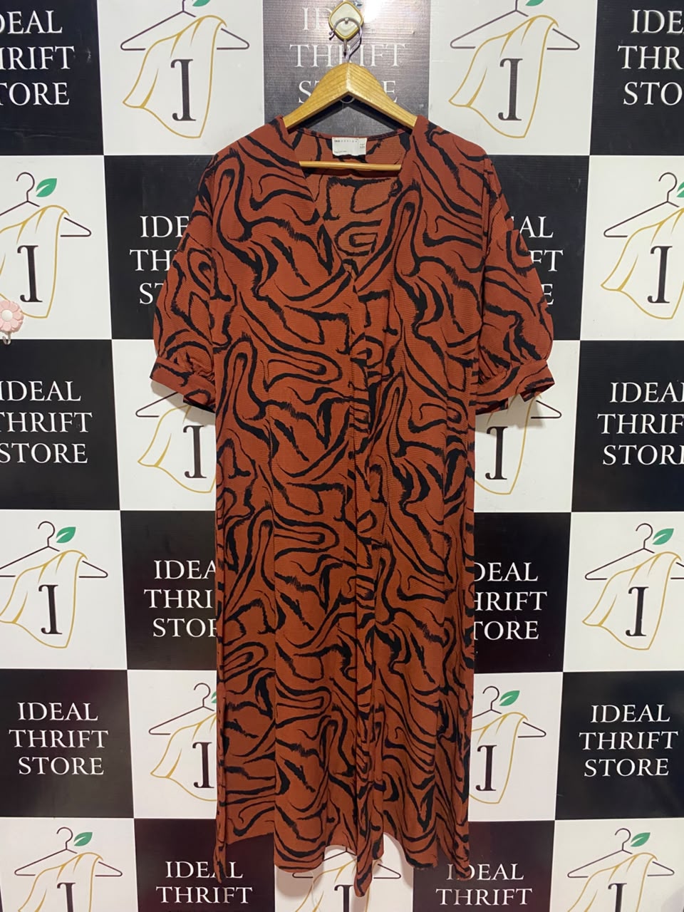 ASOS |L| BUST 20| A17| WOMEN'S STATEMENT ABSTRACT SWIRL PRINT BUTTON-DOWN DRESS