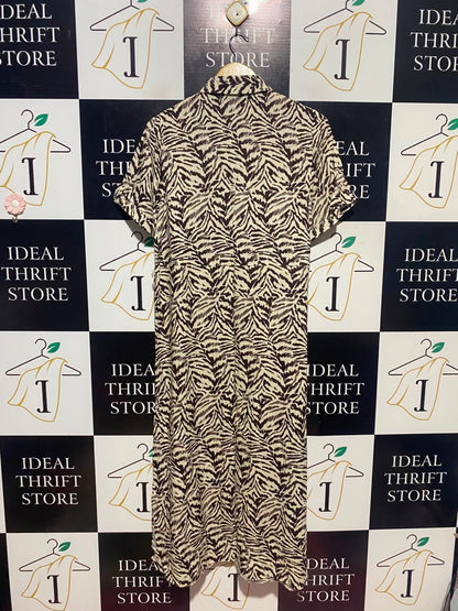 PAPAYA |L| BUST 20| A16| WOMEN'S ZEBRA PRINT BUTTON-DOWN SHIRT DRESS