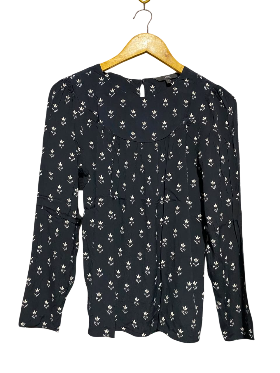 NEXT |S| BUST 18| A18| FLORAL PRINT LONG-SLEEVE BLOUSE