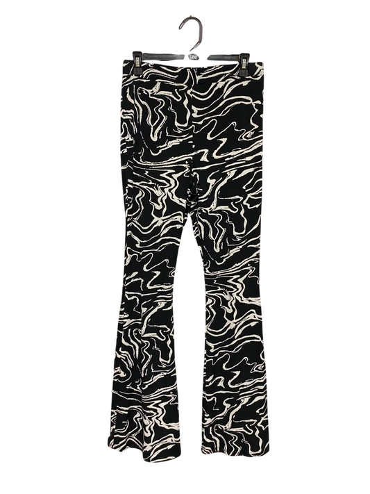 RIVER ISLAND |M| WAIST 28| A18| WOMEN’S BLACK AND WHITE MARBLE PRINT FLARED TROUSERS