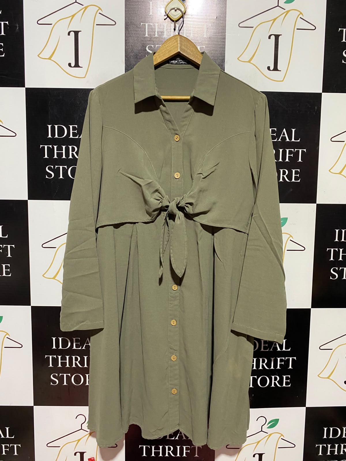 SHEIN |XL| BUST 20| A18| WOMEN’S OLIVE GREEN BUTTON-DOWN SHIRT DRESS WITH FRONT TIE DETAIL