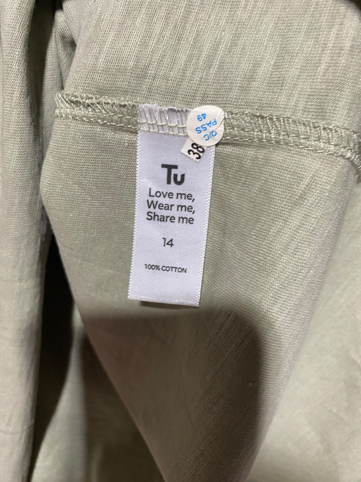 TU |L| BUST 20| A18| WOMEN’S OLIVE GREEN T-SHIRT WITH LACE TRIM DETAIL