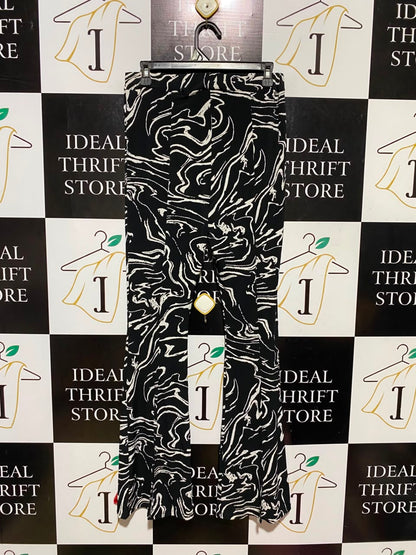 RIVER ISLAND |M| WAIST 28| A18| WOMEN’S BLACK AND WHITE MARBLE PRINT FLARED TROUSERS