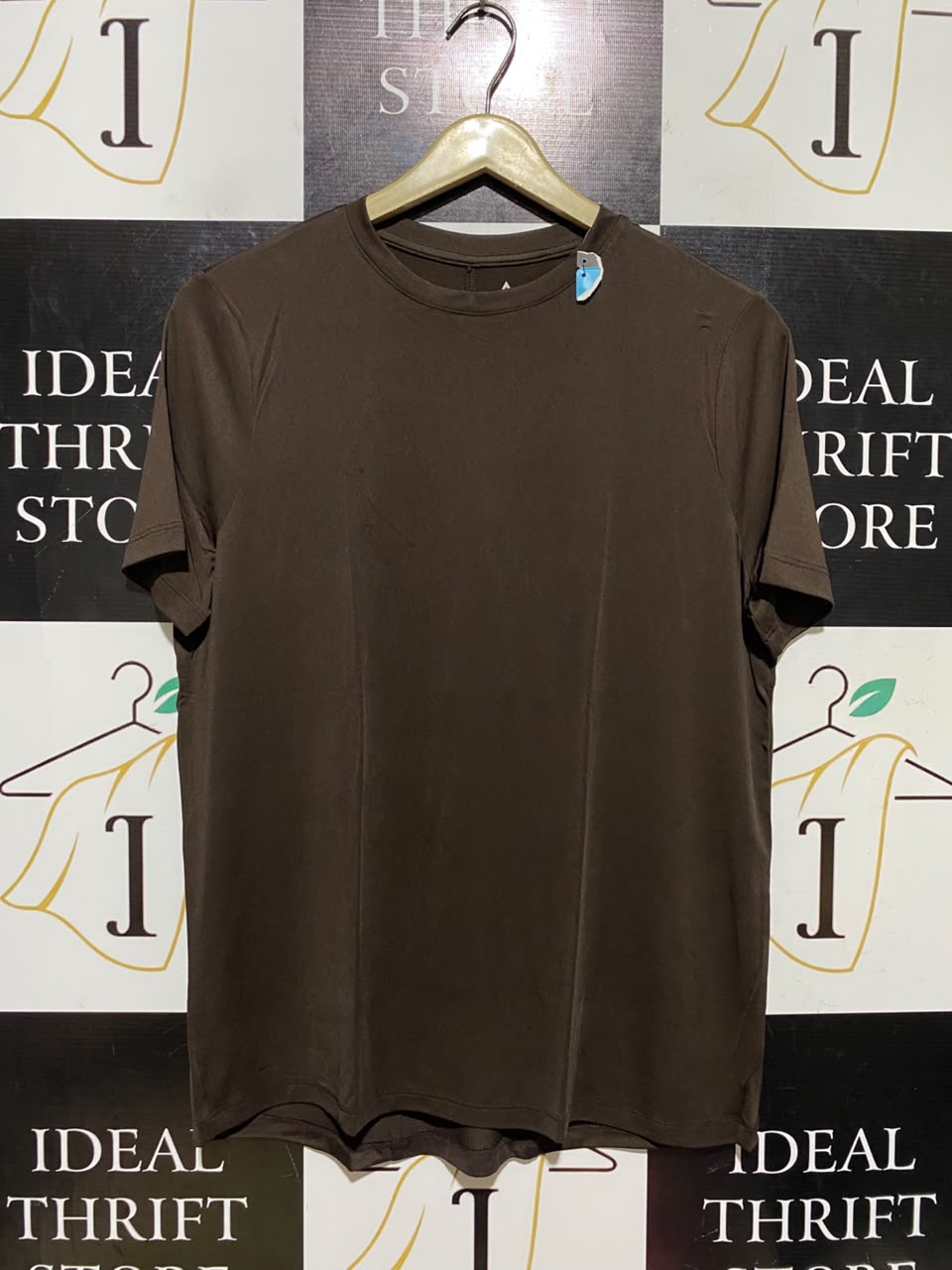 TU WOMAN |M| BUST 19| ESSENTIAL SOLID DARK BROWN CREW-NECK T-SHIRT