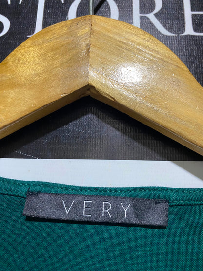 V BY VERY |M| BUST 19| A18| WOMEN’S EMERALD GREEN LONG-SLEEVE SMOCKED CUFF DRESS
