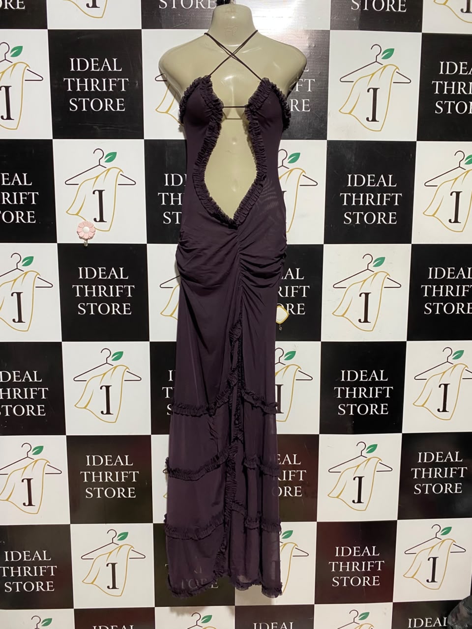 |XS| BUST 12| A18| DEEP PLUM HALTER-NECK CUT-OUT MAXI DRESS WITH RUFFLED DETAIL