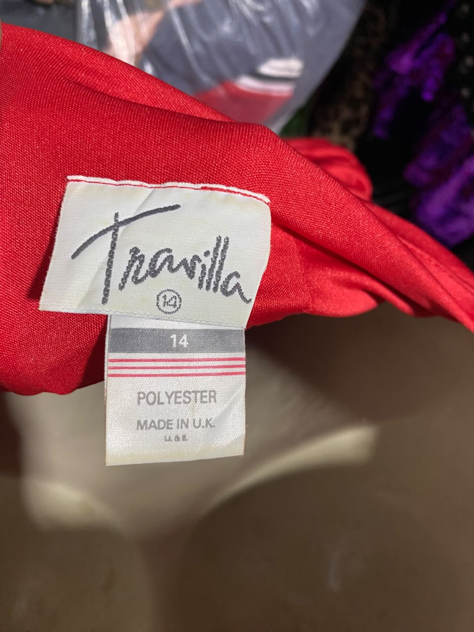 TRARILLA |L| BUST 15| A18| VIBRANT RED RUCHED STRAPLESS BODYCON DRESS