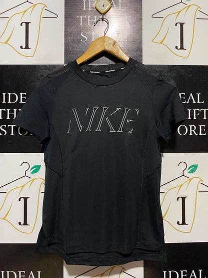 NIKE |XS| BUST 16| A17| RUNNING PERFORMANCE GRAPHIC T-SHIRT - BLACK