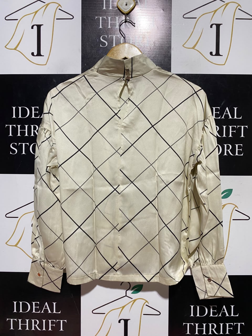 PRIMARK |S| BUST 19| A19| OFF-WHITE AND BLACK GRID CHECK MOCK NECK BLOUSE