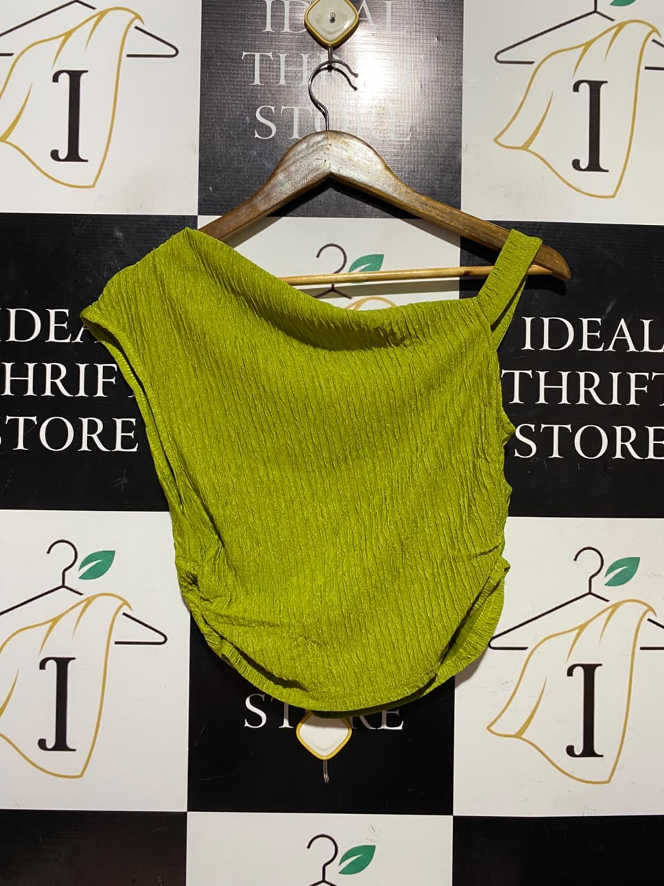 SHEIN CURVE |XL| BUST 16| A19| OLIVE GREEN TEXTURED ONE-SHOULDER TOP