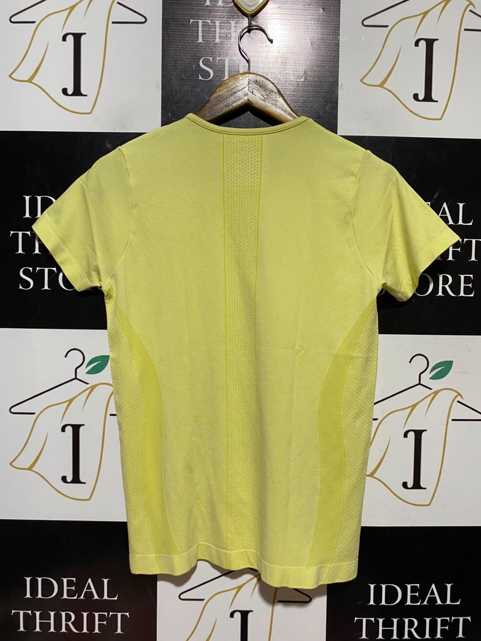 DUNNES STORES |M| BUST 16| A19|  SPORT NEON YELLOW ACTIVE T-SHIRT