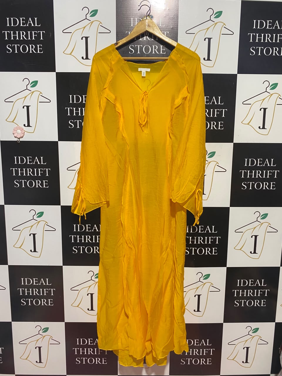 H&M |M| BUST 20| A19| BRIGHT YELLOW TIE-NECK RUFFLE ACCENT MIDI DRESS