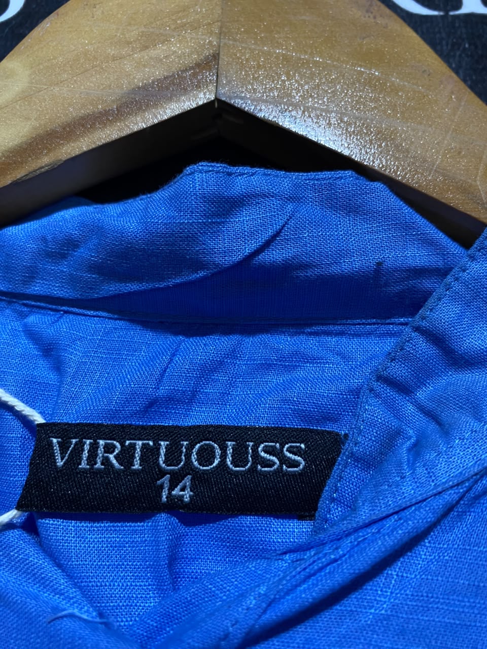 VIRTUOUSS |L| BUST 20| A19| CORNFLOWER BLUE PEARL-BUTTON CUFF TIERED MAXI DRESS