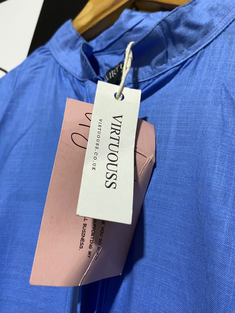 VIRTUOUSS |L| BUST 20| A19| CORNFLOWER BLUE PEARL-BUTTON CUFF TIERED MAXI DRESS