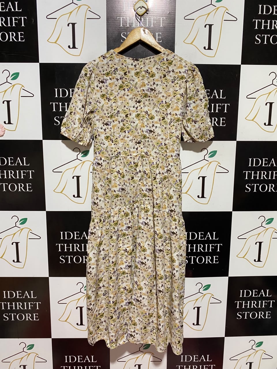 DAZY |L| BUST 19| A19| CREAM AND OLIVE MULTICOLOR DITSY FLORAL SHORT-SLEEVE MIDI DRESS