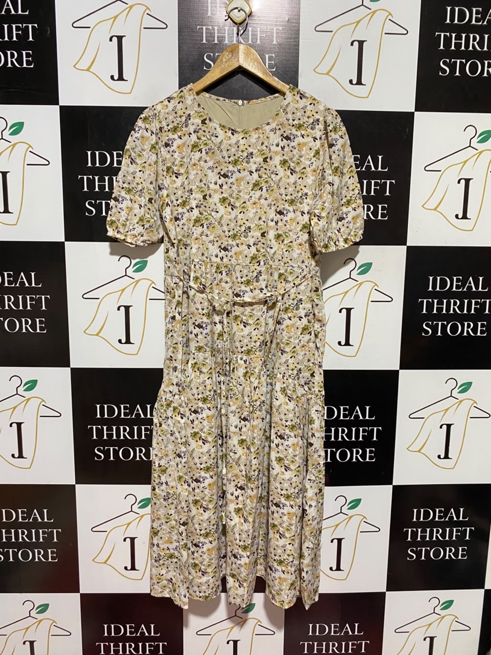 DAZY |L| BUST 19| A19| CREAM AND OLIVE MULTICOLOR DITSY FLORAL SHORT-SLEEVE MIDI DRESS
