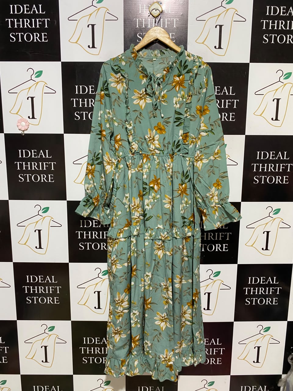 SHEIN |XXL| BUST 21| A19| SAGE GREEN FLORAL RUFFLE-TRIM LONG-SLEEVE MIDI DRESS