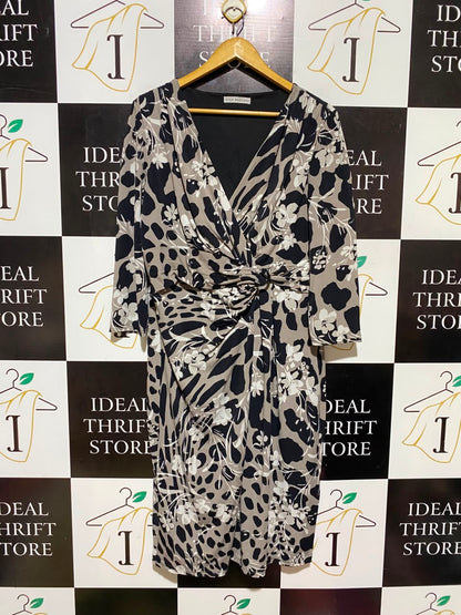 GINA BACCONI |L| BUST 20| A19| ANIMAL AND FLORAL PRINT KNOT-FRONT MIDI DRESS