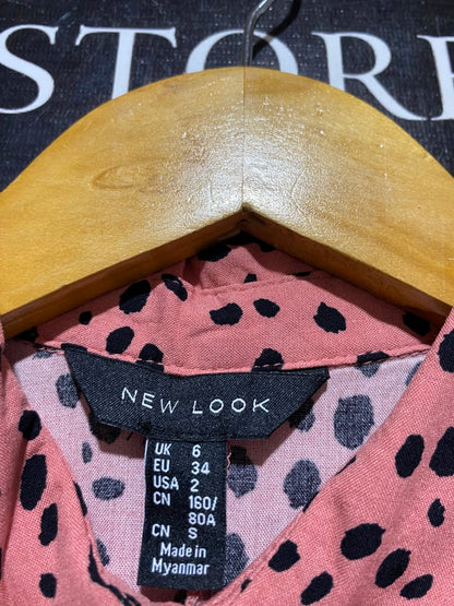 NEW LOOK |S| BUST 15| A19| CORAL AND BLACK DALMATIAN SPOT SHORT-SLEEVE SHIRT DRESS