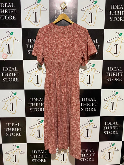 SHEIN CURVE |XL| BUST 18| A19| RUST RED DITSY FLORAL V-NECK BUTTON-FRONT MIDI DRESS