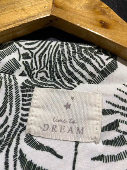 TIME TO DREAM |L| A19| WHITE AND BLACK ZEBRA PRINT LONG-SLEEVE PAJAMA SET
