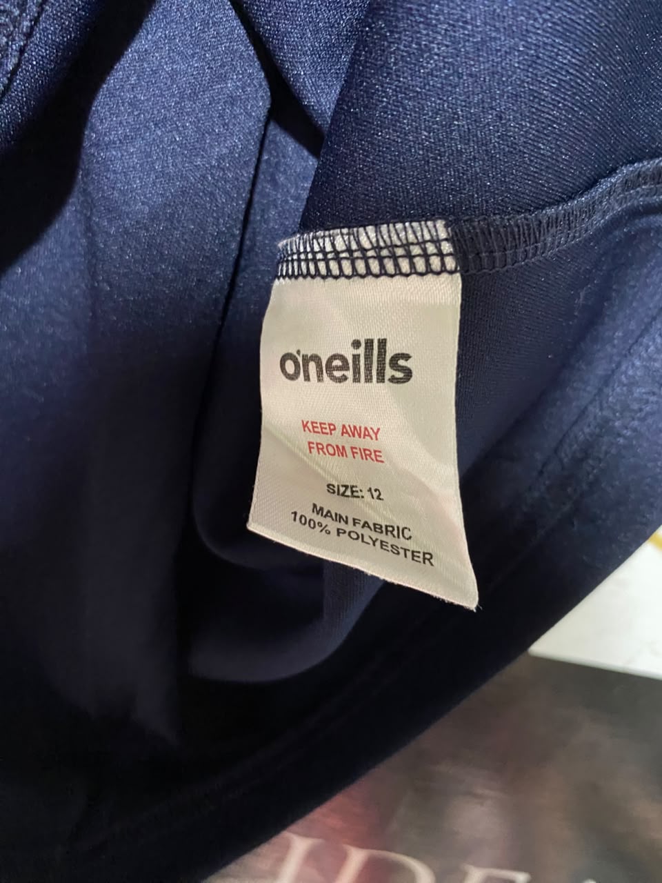 ONEILLLS |M| BUST 19| A18| NAVY BLUE AND GREEN ATHLETIC T-SHIRT