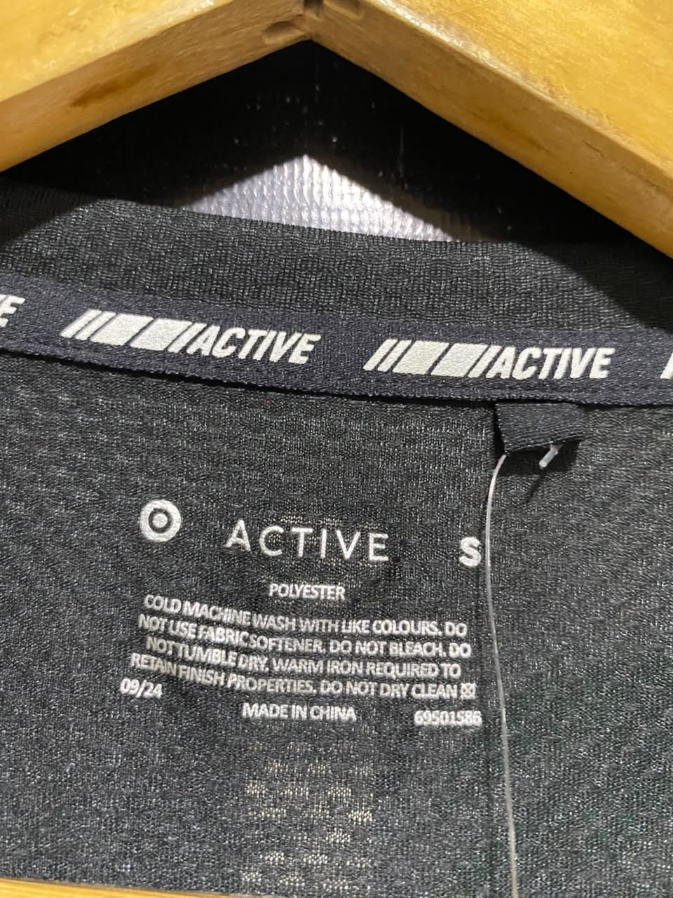 TARGET ACTIVE |S| BUST 18| A18| BLACK MESH ATHLETIC TANK TOP