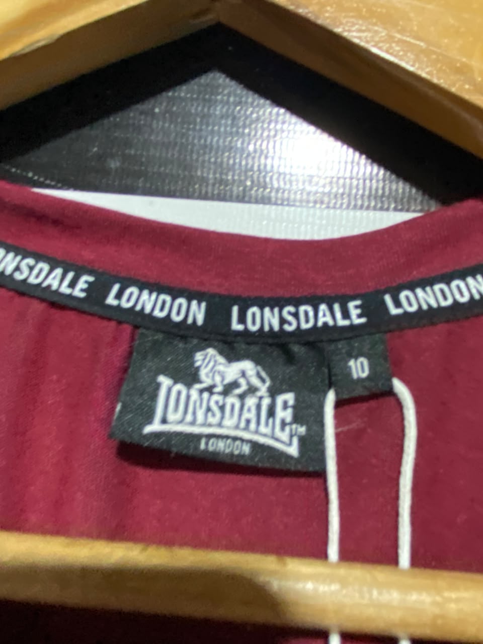LONSDALE |M| BUST 19| A18| MAROON LOGO ATHLETIC T-SHIRT