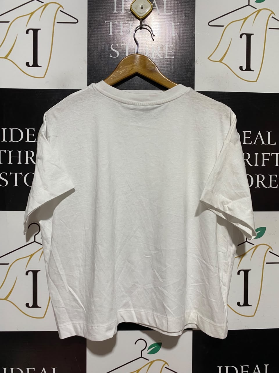PETITES |XL| BUST 23| A18| WHITE SEQUIN BOW GRAPHIC COTTON T-SHIRT