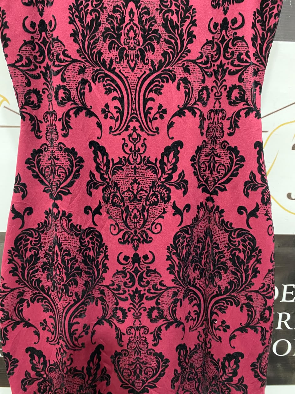 ATMOSOHERE |M| BUST 17| A20| MAGENTA DAMASK PRINT SLEEVELESS BODYCON DRESS