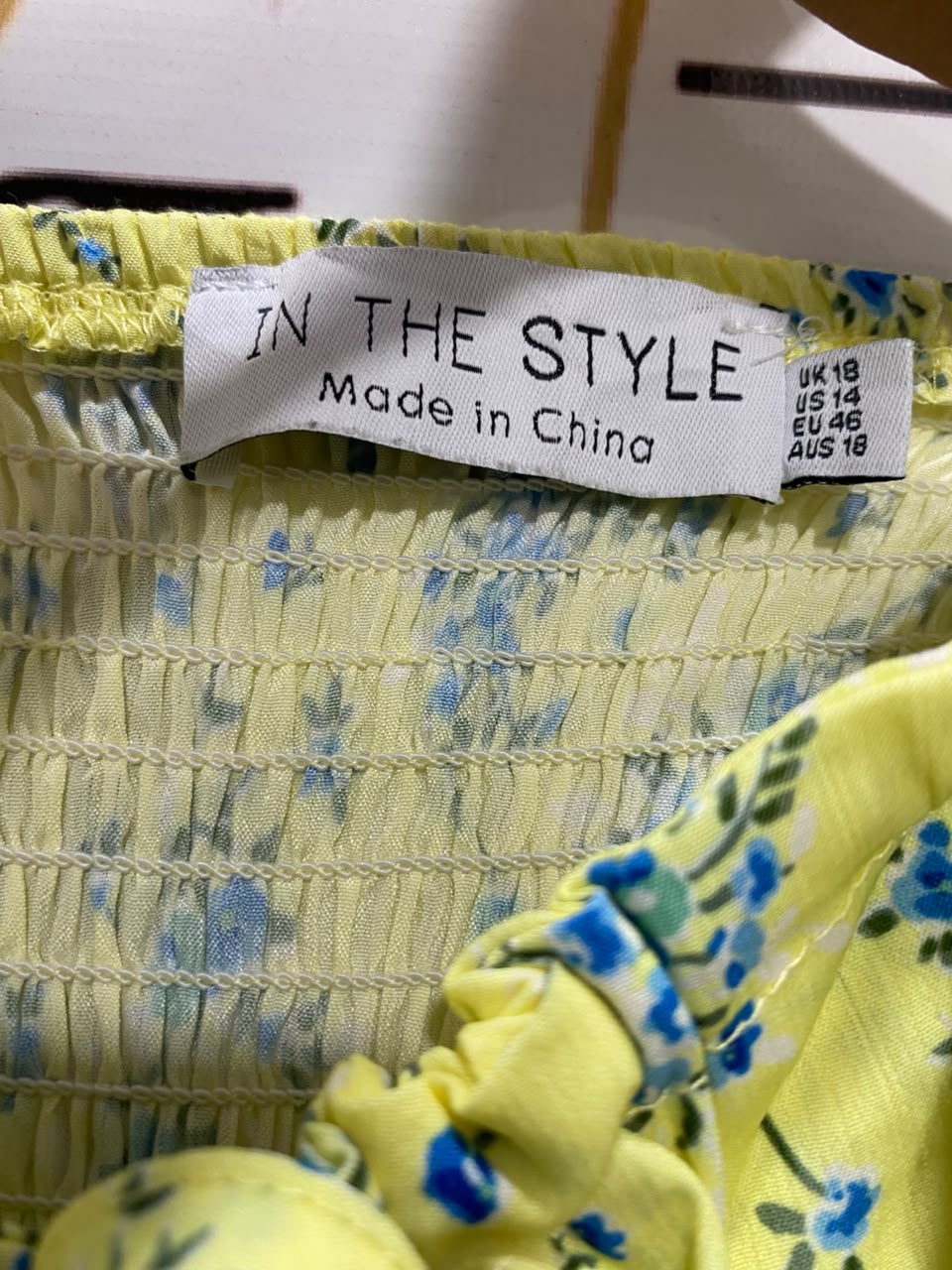 IN THE STYLE |L| BUST 18| A20| YELLOW AND BLUE FLORAL PRINT PUFF SLEEVE MIDI DRESS