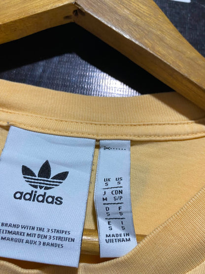ADIDAS |M| BUST 19| A1| YELLOW ADIDAS ABSTRACT CAMO GRAPHIC T-SHIRT