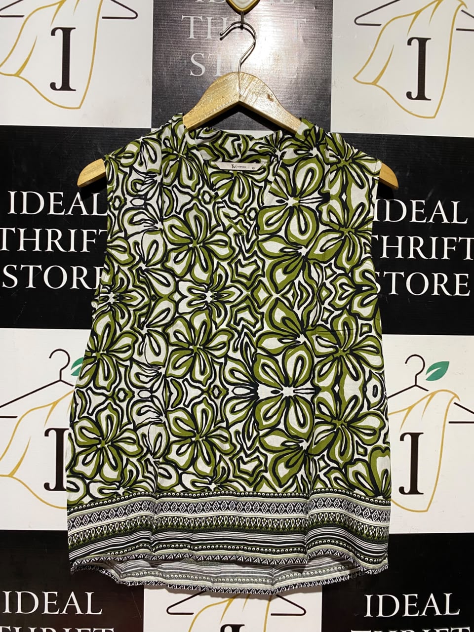 TU WOMAN |M| BUST 18| A1| OLIVE GREEN AND WHITE FLORAL PRINT SLEEVELESS TOP