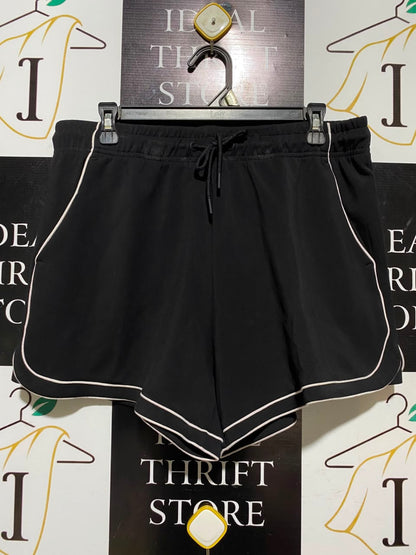 TARGET ACTIVE |L| WAIST 34| A19| BLACK CONTRAST PIPED LOUNGE SHORTS