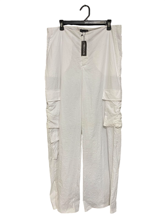 PRETTYLITTLE THING |XL| WAIST 36| A20| WOMEN'S WHITE PARACHUTE CARGO PANTS RELAXED FIT UTILITY TROUSERS