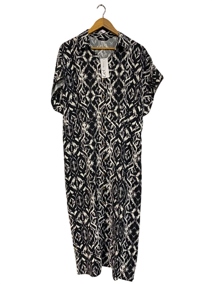 GEORGE |M| BUST FREE| A21| BLACK AND WHITE GEOMETRIC PRINT SHIRT MIDI DRESS