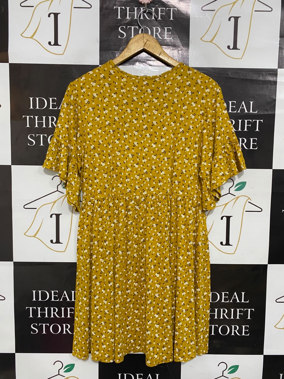BOOHOO |M| BUST 18| A21| MUSTARD YELLOW FLORAL PRINT RUFFLE SLEEVE SMOCK DRESS