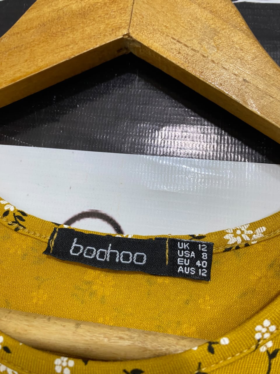 BOOHOO |M| BUST 18| A21| MUSTARD YELLOW FLORAL PRINT RUFFLE SLEEVE SMOCK DRESS