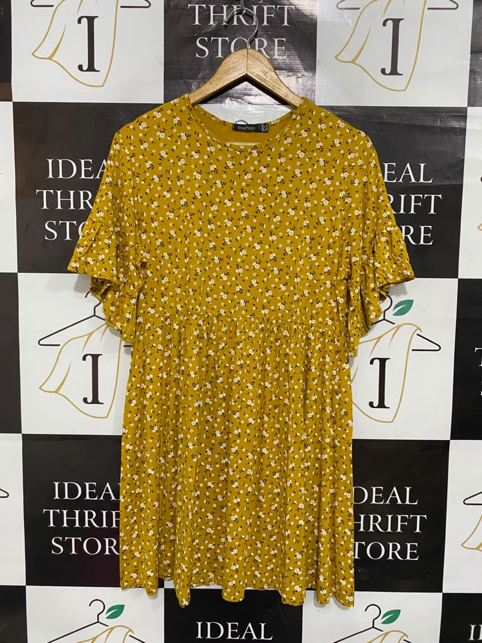 BOOHOO |M| BUST 18| A21| MUSTARD YELLOW FLORAL PRINT RUFFLE SLEEVE SMOCK DRESS